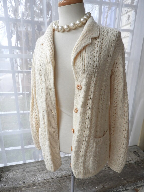 Vtg White Knit Cardigan Sweater|Vtg Ladies Hand K… - image 3