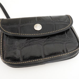 Dooney and bourke black wristlet new arrivals