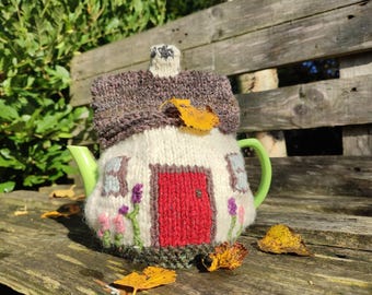 Handstickad irländsk tekanna – Mysig charm till din tekanna