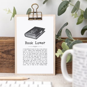Book Lover Gift Mini Clipboard Plaque, Bookish Wooden Sign, Classic Literature Illustration WS1449