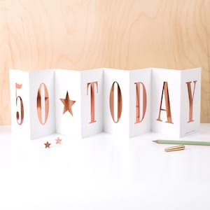 50e verjaardagskaart, 50 vandaag uitvouwbare banner CC081