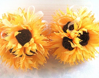 Sunflower Wedding decor, kissing ball, centerpiece Wedding crepe paper flowers balls pomander flower girl Baby Shower Cottage Bridal Shower