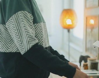 Sweater Mia in green, white herringbone & black