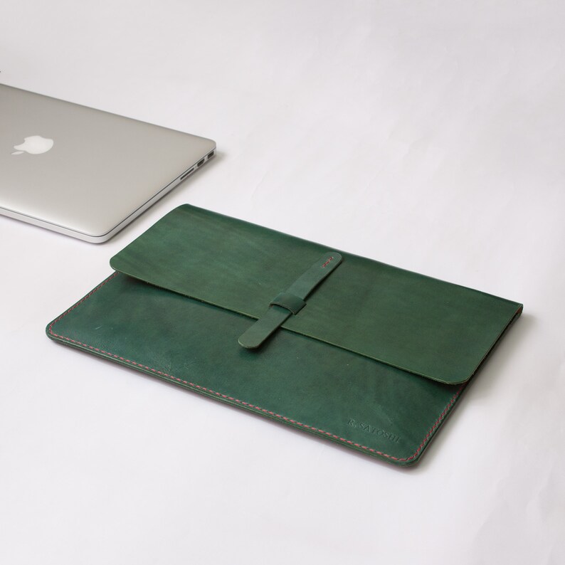 Leather case sleeve for MacBook / Pro Retina / Air Hand Etsy