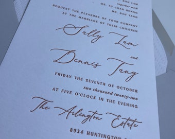 PROMOCIÓN DE TIPOGRAFÍA: Invitación tipográfica de 1 color con inserto de impresión en tinta blanca