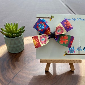 It’s A Small World Hair Bow