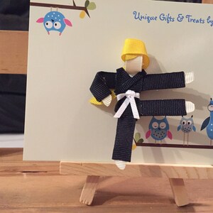 Handmade Karate Girl Sculpture Hair Clip (Blonde)