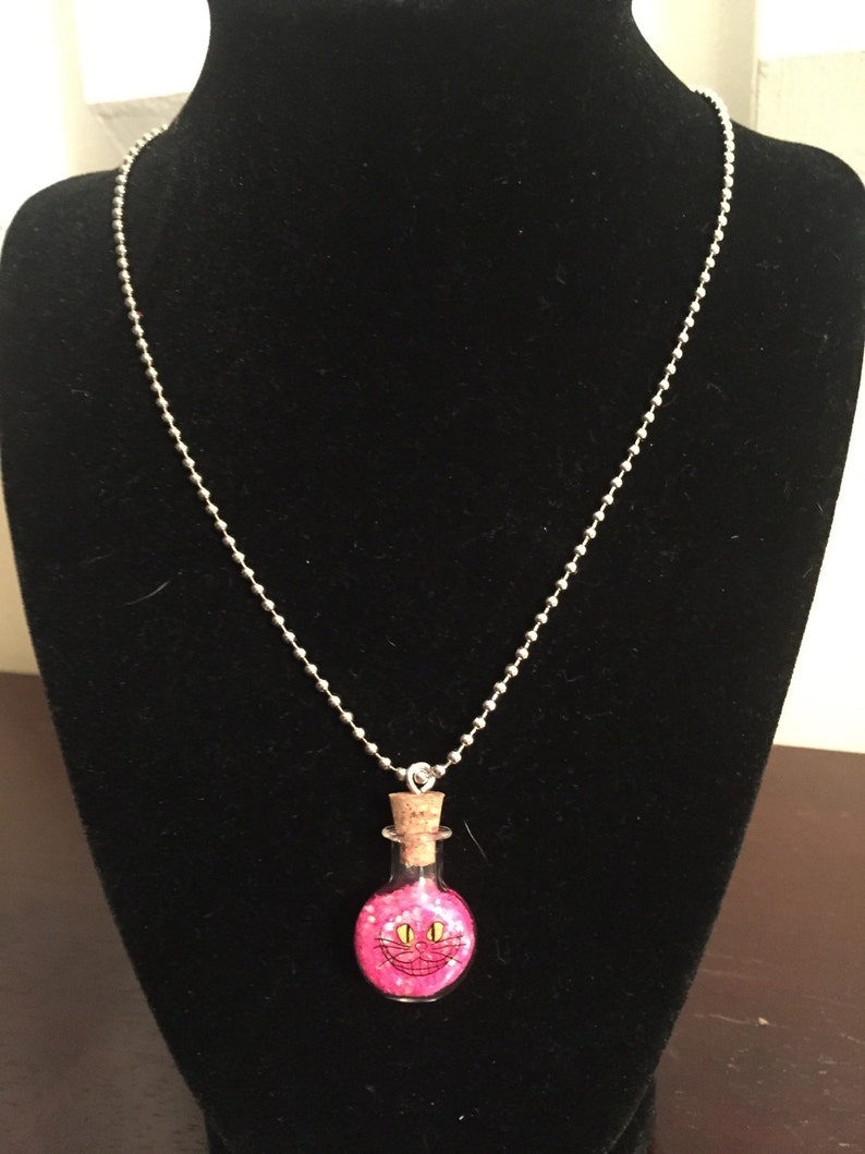Cheshire Cat Necklace - Etsy