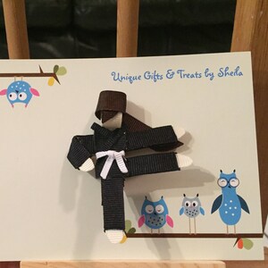 Handmade Karate Girl Sculpture Hair Clip (Brunette)