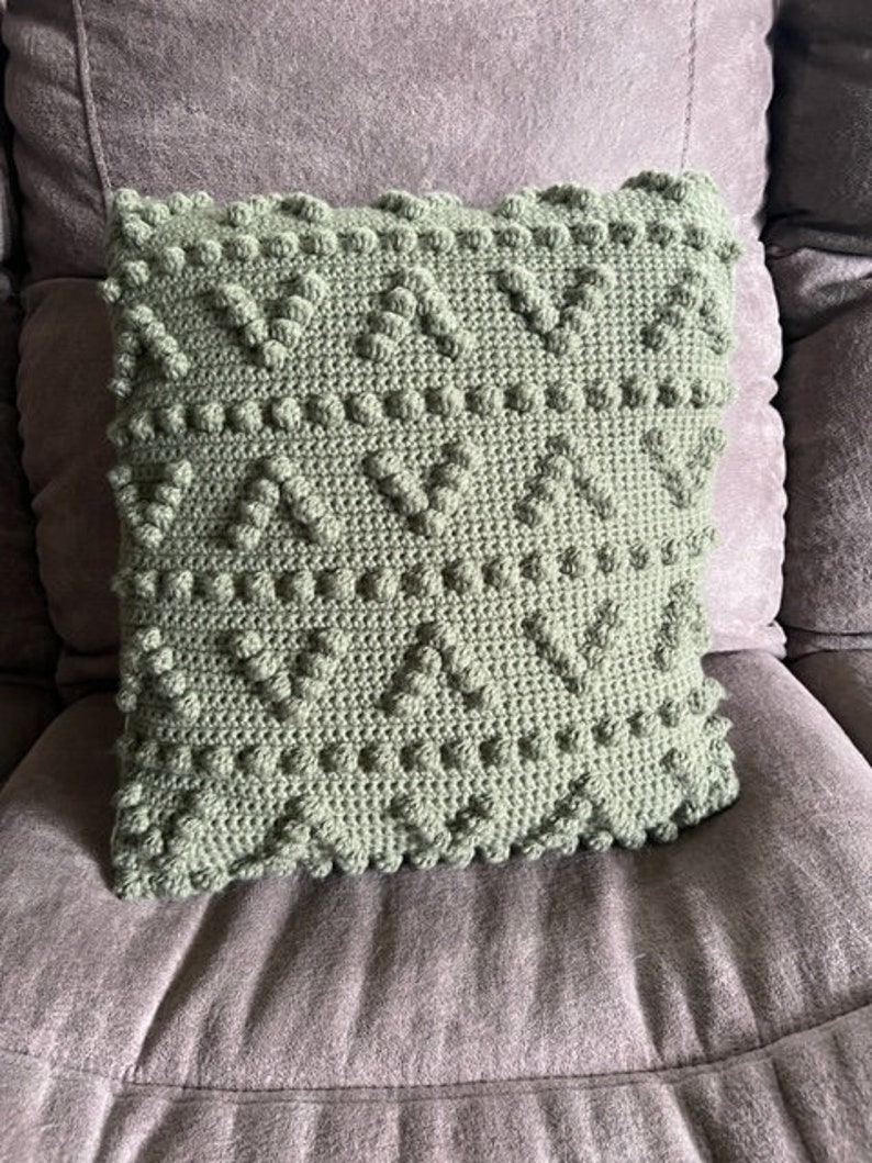 Arrow Bobble Crochet Pillow Cover Pattern for Crochet Beginners, Easy