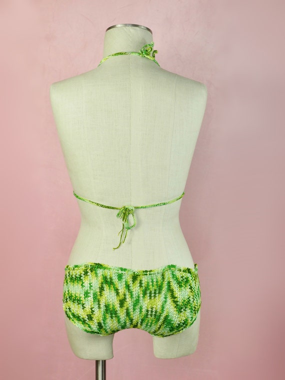 1970s green 3 piece crochet bikini and skirt - image 7