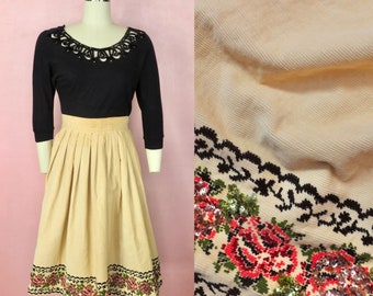 1950s corduroy skirt with sequin flower border