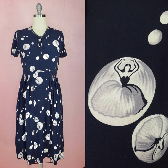 1940s navy rayon dress in bubble ballerina novelt… - image 1