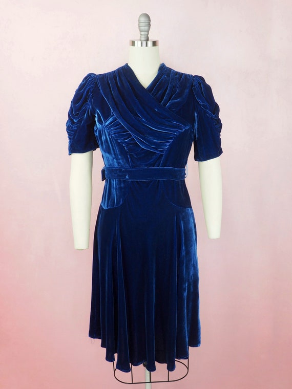 1940s blue velvet draped dress with puff sleeves - image 2