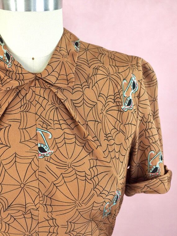 1940s novelty spiderweb sunglasses print  dress - image 10
