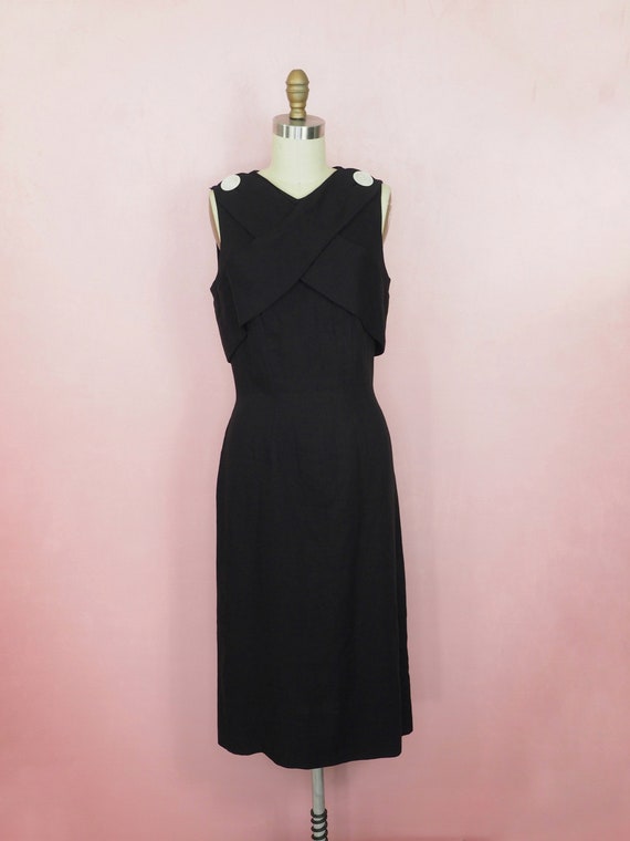 1950s black linen dress with oversized buttons - image 1