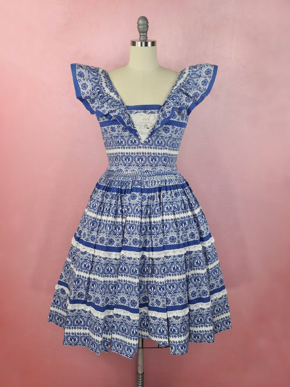 1950s blue and white cotton sun dress - image 8