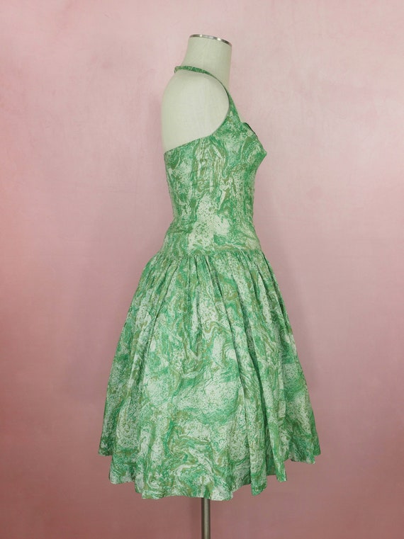 1950s green cold marbled sun dress - image 3