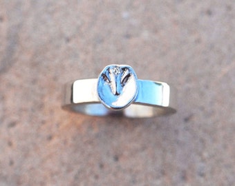 Horse hoof ring, silver horse hoof, hoof ring, bare hoof ring, hoof charm, silver hoof ring, gold hoof ring, 9ct gold hoof, horse hoof