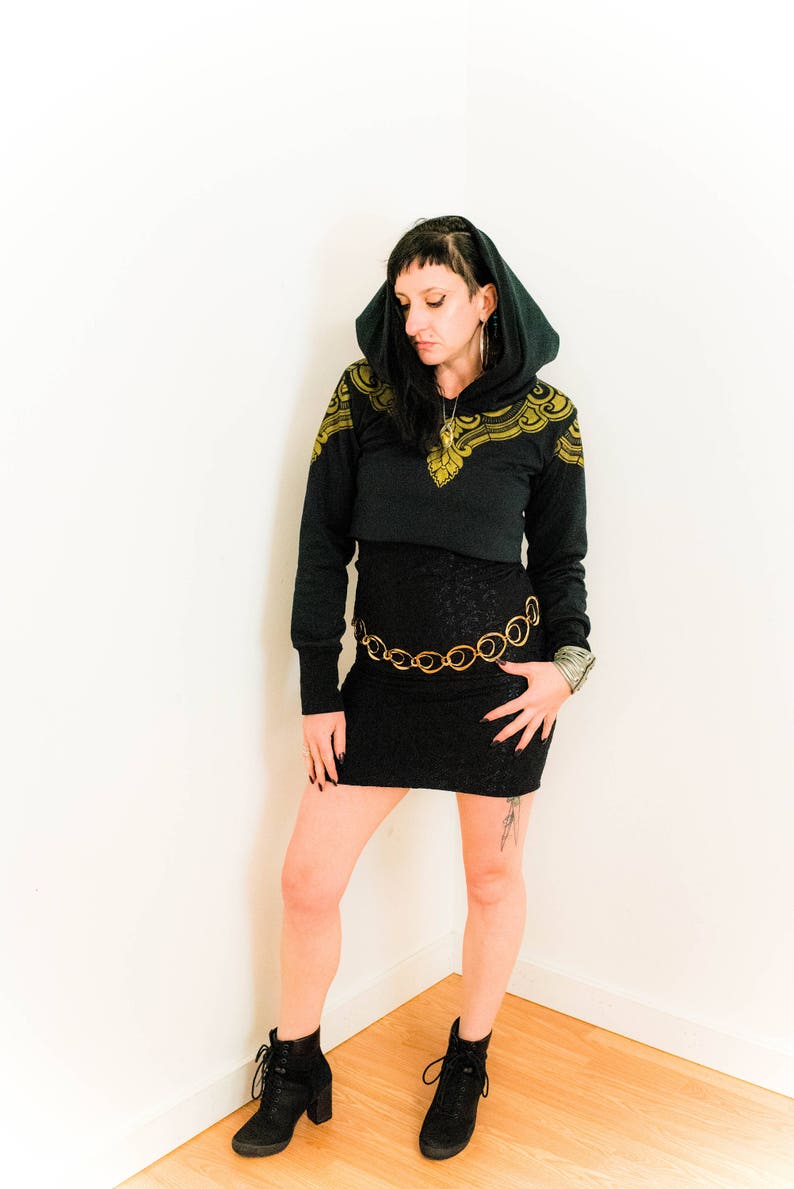 Cropped top,Mandala,Hoodie,Shirt,Top,Hoody,Handmade,Festival,Elven,benuapparel,woman,sacred geometry,printed,Goddess,Yoga,Clothing