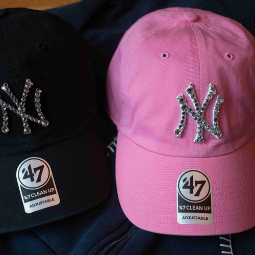 Yankees Adjustable Cap Adorned 