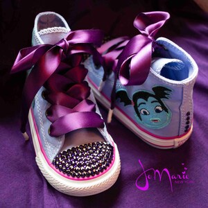 vampirina converse