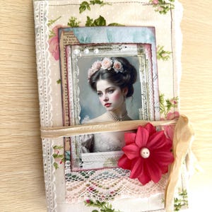 Bellissimo diario/album/custodia dei ricordi fatto a mano in stile shabby chic con graziose peonie