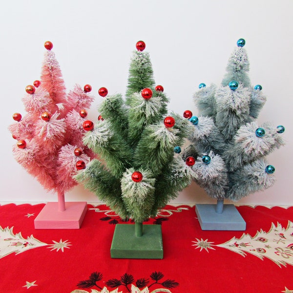 Vintage Style Bottle Brush Tree 12"