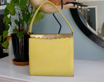 QA/_ Creative Toast Bread Shape Women Small Crossbody Shoulder Bag with Chain S