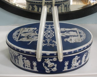 Huntley & Palmore Vintage Blue And White Decorative Tin Made In England