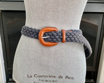 Designer Vogue Vintage Needlepoint Belt With A Coastal Scene  display picture 2