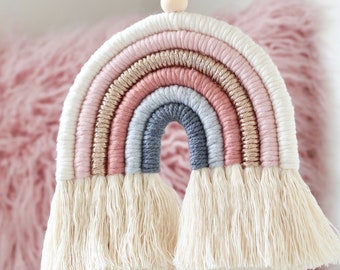 Macramé Regenbogen, Macramé Dekor, Regenbogen Dekor, Boho, Boho Baby Dekor, Kinderzimmer Dekor, Baby Geschenk, Baby Mobile, Weihnachtsgeschenke