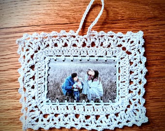 Kerstornament familiefoto gehaakt kant: vintage stijl