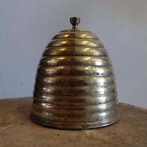 ruche vintage avec couvercle, laiton et étain. Pot à tabac, pot de friandises.