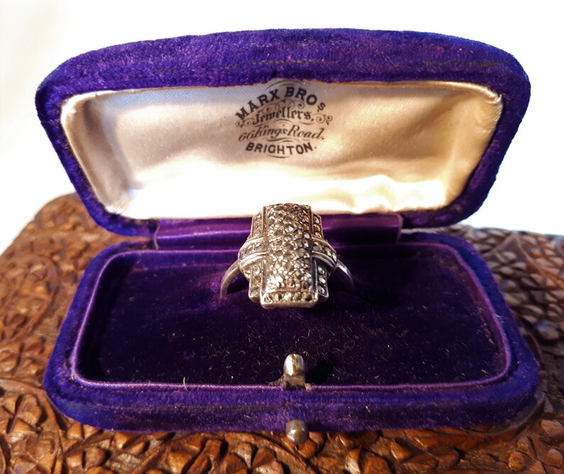 Royal blue mohair velvet with printed satin inner lid metal clasp, Vintage velvet ring box Marx Brothers jewellers Brighton England