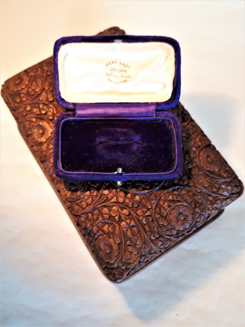 Royal blue mohair velvet with printed satin inner lid metal clasp, Vintage velvet ring box Marx Brothers jewellers Brighton England