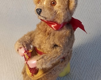 Orsetto di lana vintage, giocattolo a carica manuale in latta, funzionante con chiave. Orsetto in lana mohair. Anni '60-'70.