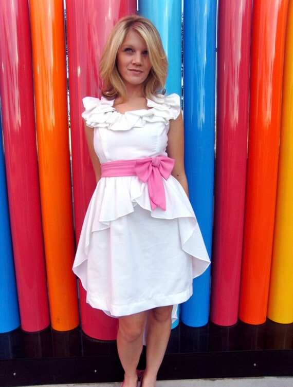 90s Fishtail Style Short White Vintage Wedding Dress with Pink Sash