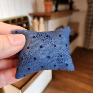 Dollhouse Miniatures Accent Pillow, dollhouse decorations, miniature pillows, BLUE DOT, pillow, 1:12 scale