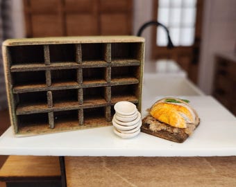 Dollhouse Miniatures MINI VINTAGE CRATE, home decor, miniature crate, dollhouse accents, 1:12 scale