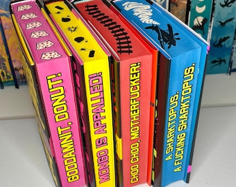 Libros de la serie Dungeon Crawler Carl 1-4, ediciones alternativas, bordes personalizados con esténcil y pintados a mano.