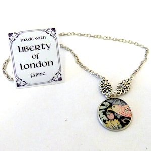 William Morris Silver plated trinket / small jewellery box with Liberty of London fabric Strawberry Thief in green grey and peach image 9
