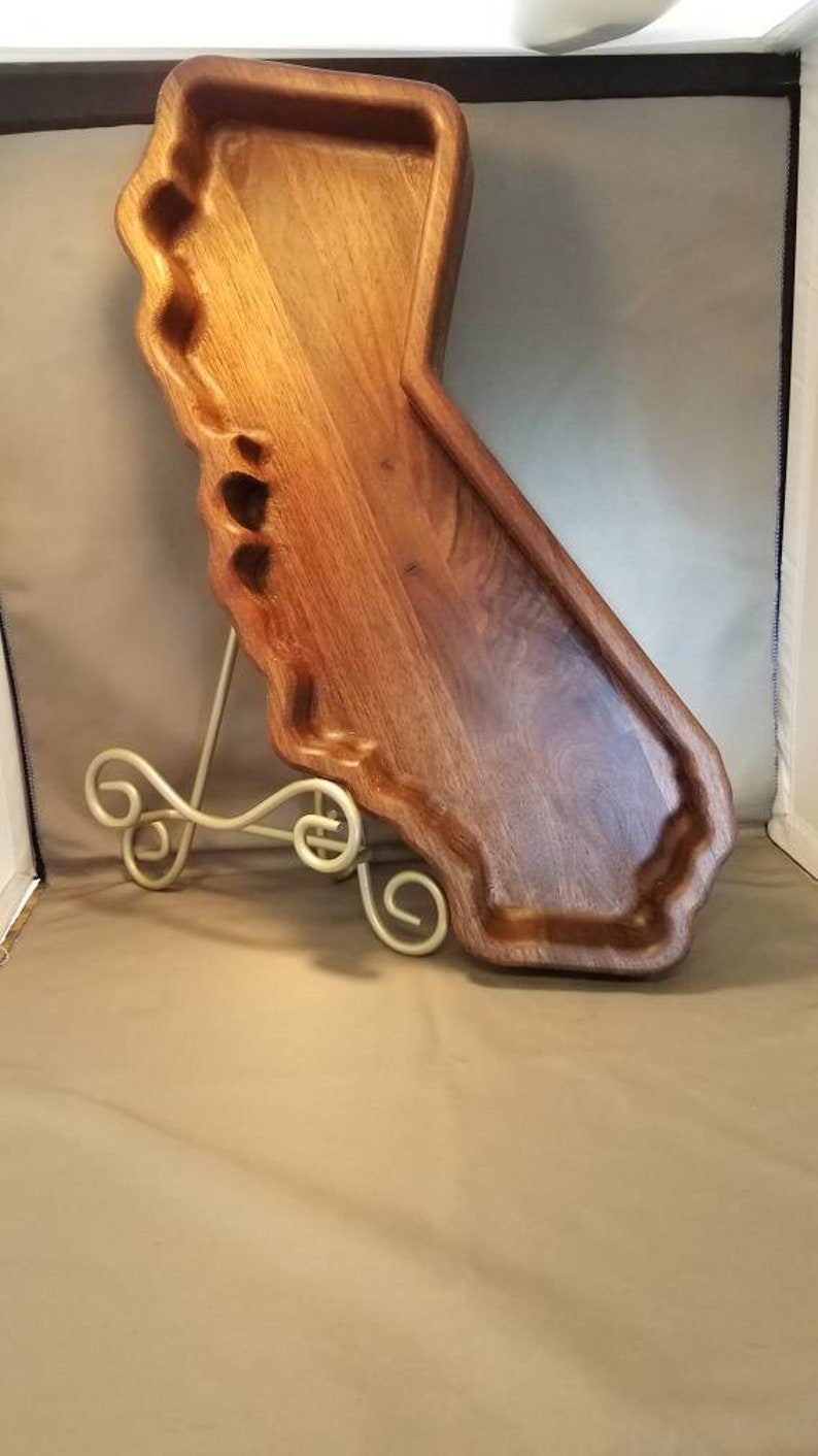 Walnut state of California bowl