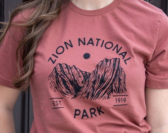 Zion National Park T Shirt - Hiking shirts, National Park Shirt - Hiker Shirt - Camping Shirt - Utah Shirt - Nature Shirts - Adventure Tee