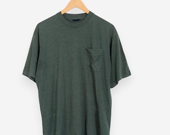 vintage 90s green solid single stitch pocket t-shirt size large