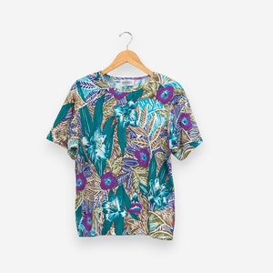 vintage 90s tropical hawaiian floral print summer vacation beachy t-shirt size medium