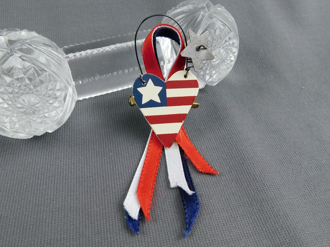 Anstecknadel Brosche 'Moskau Russland' – Flaggen-Pin Mit Harzdome & Schmetterlingsverschluss, 2,2 X 1,6 Cm