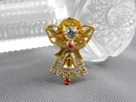 Unsigned Gold Tone Angel Pin Gold Tone Red and Cl… - image 1