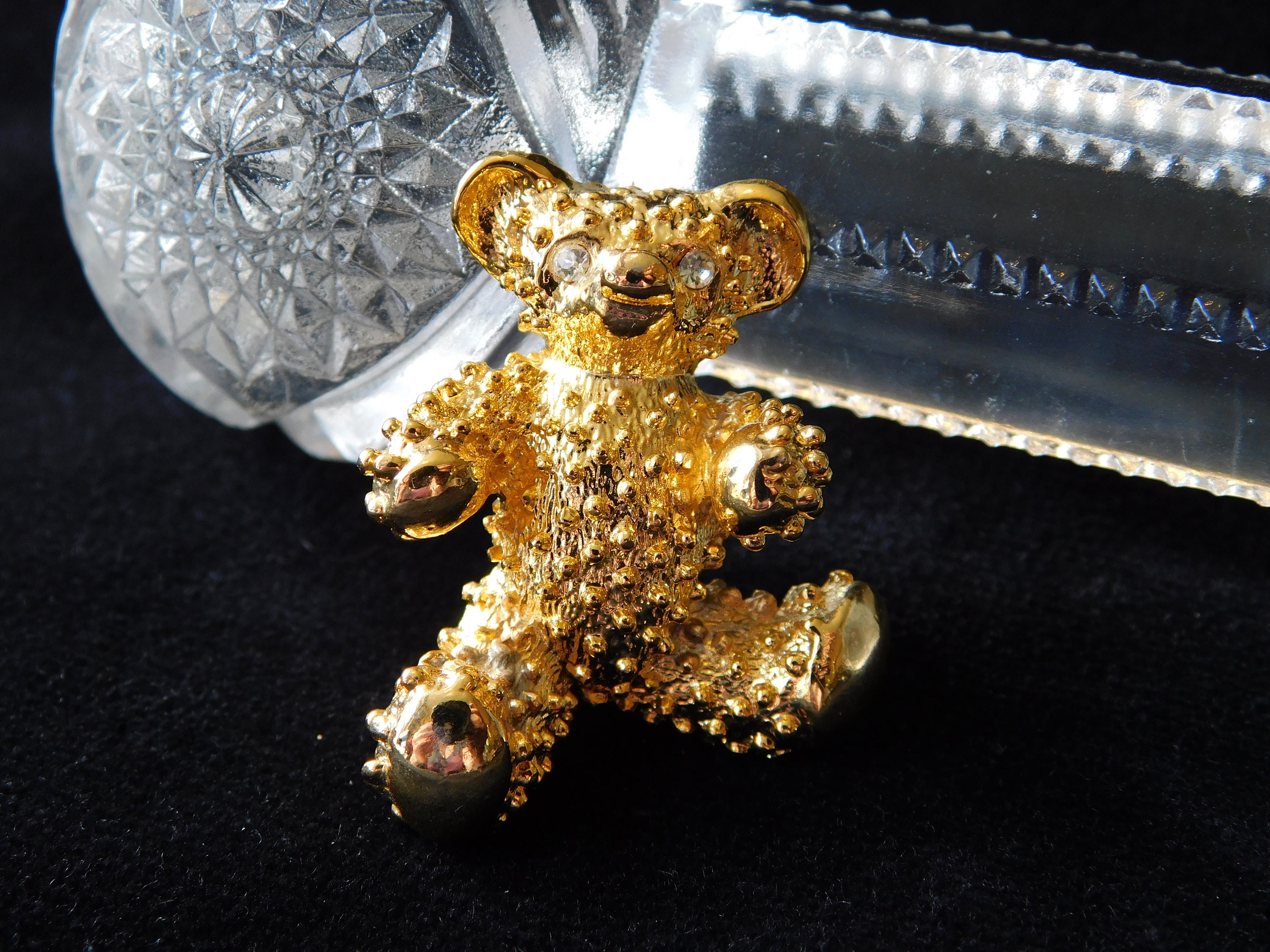 Signed Aai (accessories Assoc.) Teddy Bear Pin Brooch Clear
