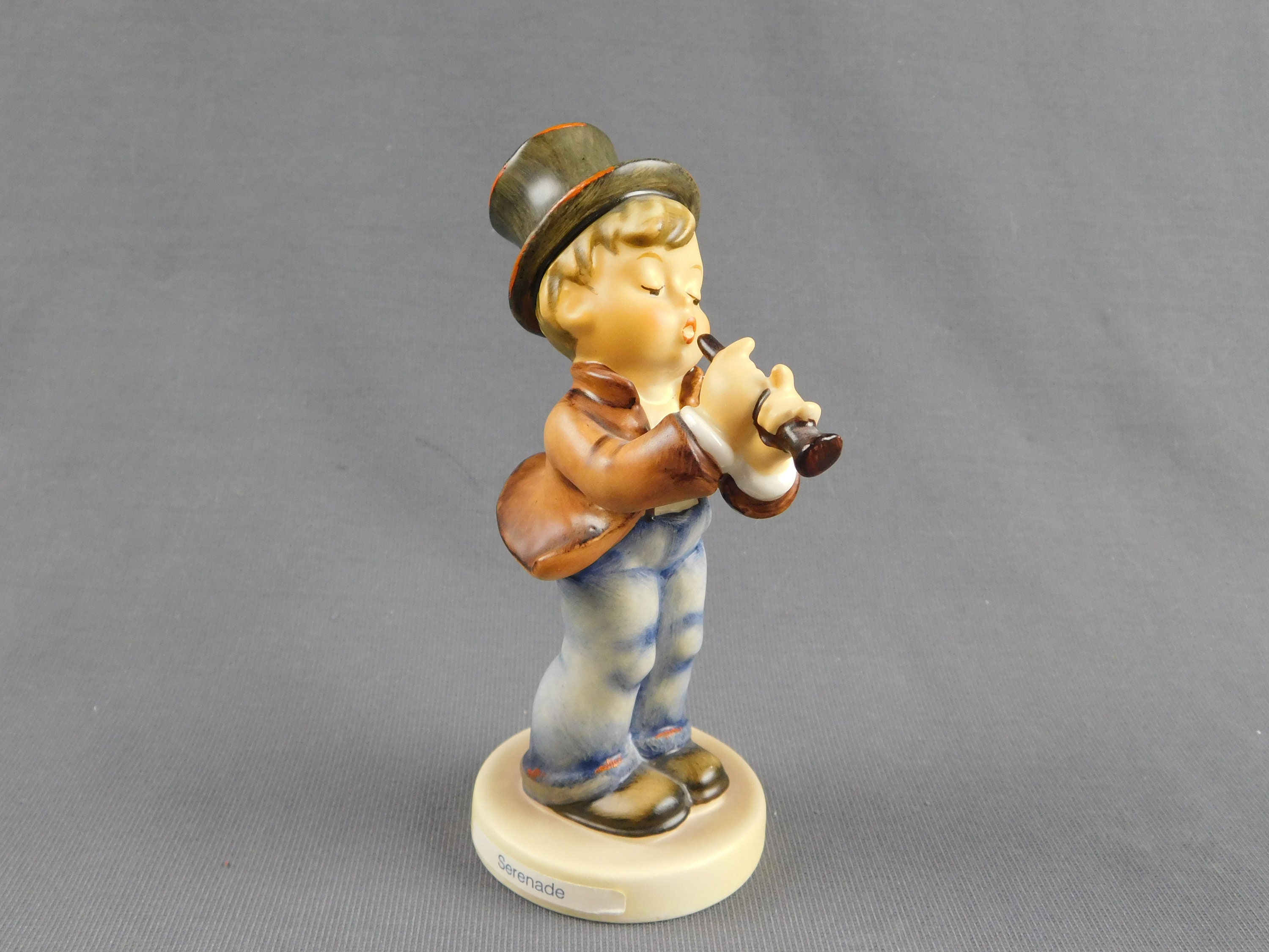 Hummel boy on sale playing flute